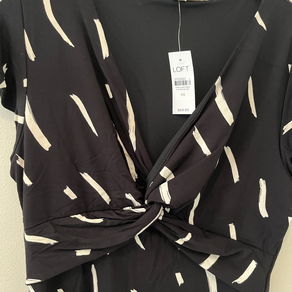 Black and White Dress - Picture 2 of 4